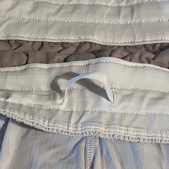 Lululemon Tracker Short V *4" - Picture 7 of 9